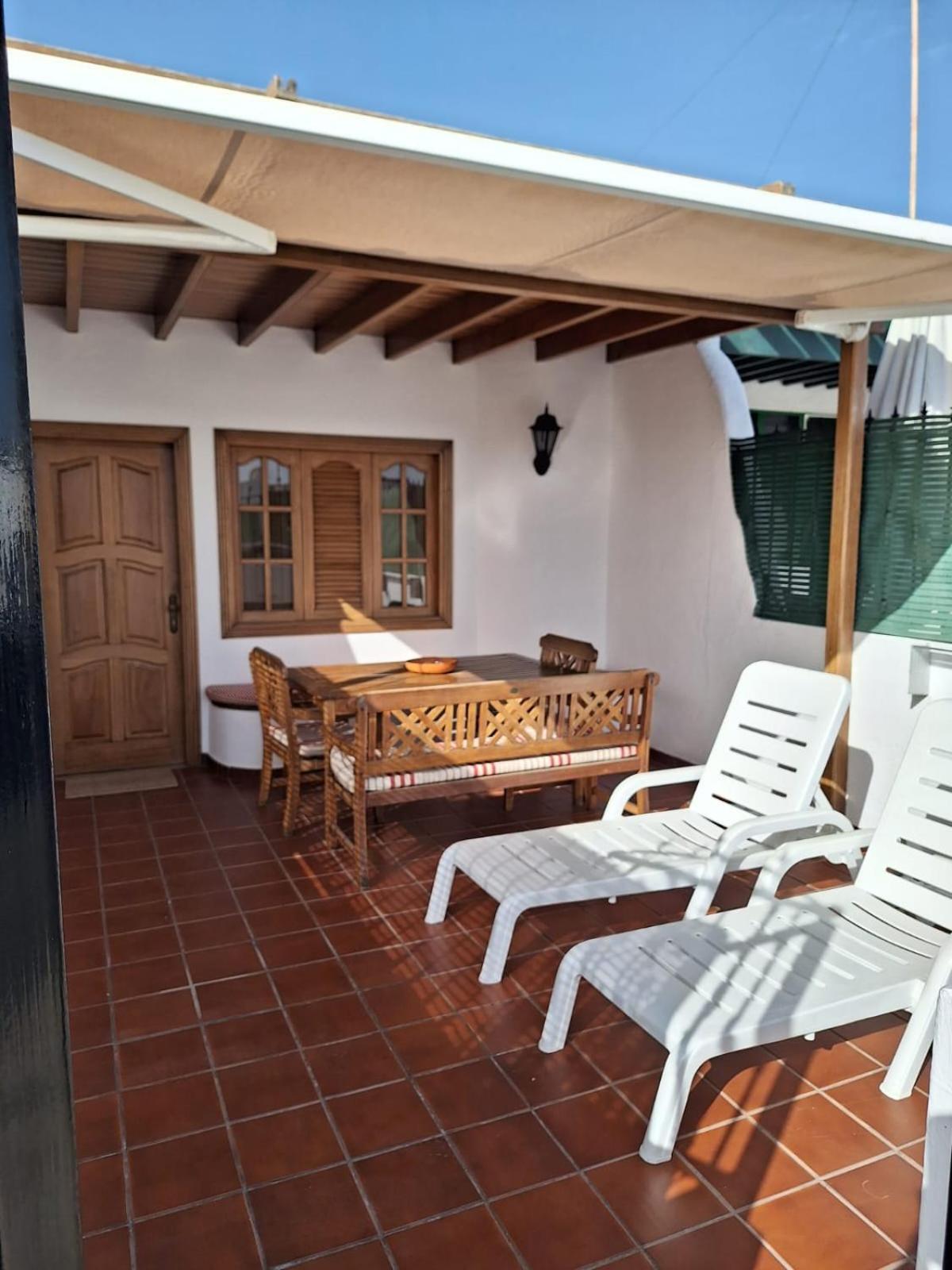 Playa Chica Apartment Puerto del Carmen  Exterior photo